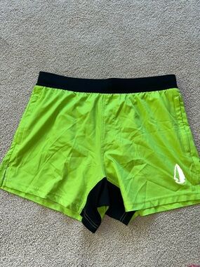 Tachuntfish swim shorts